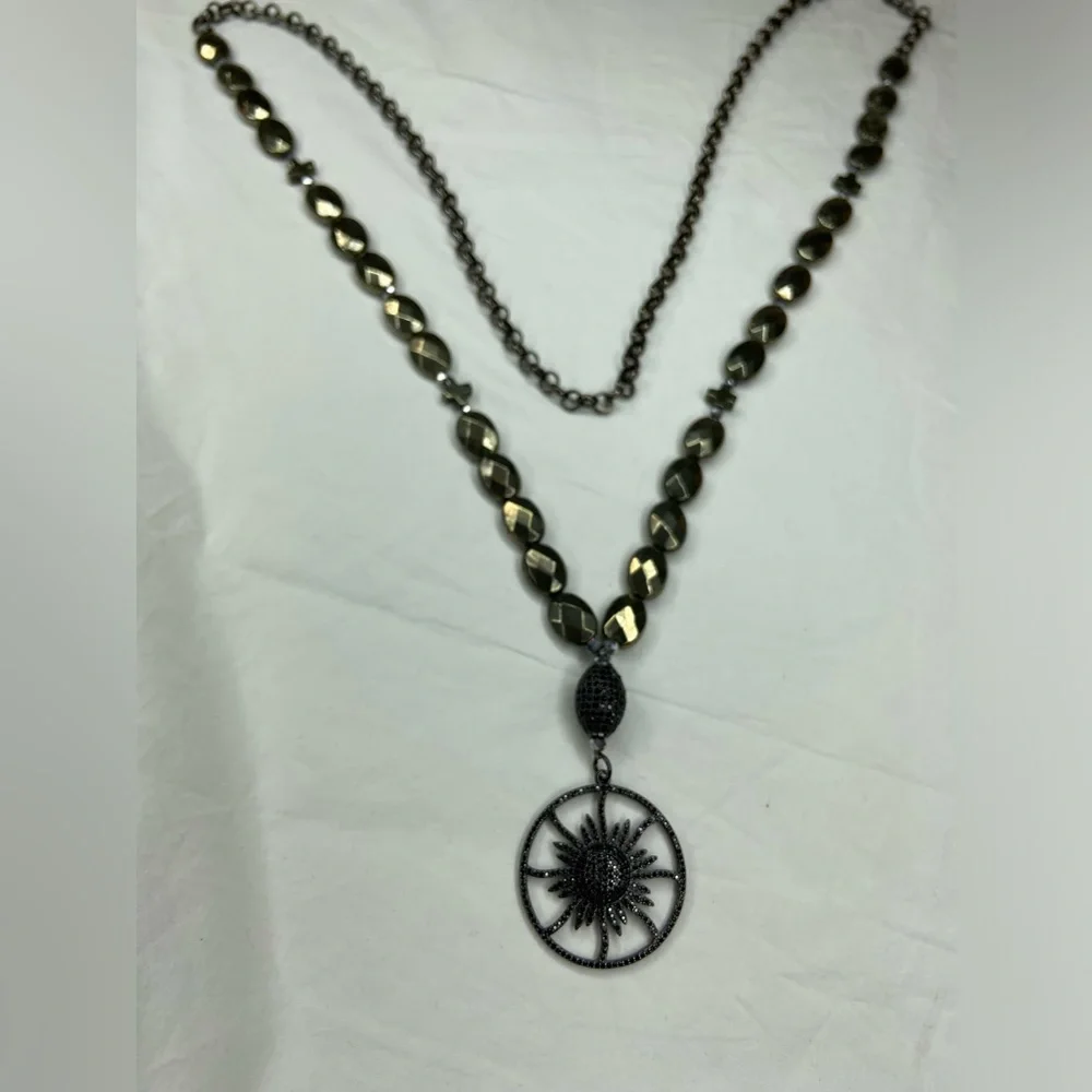 Unique Sunburst Pendent necklace Black and Silver tone‎ beads